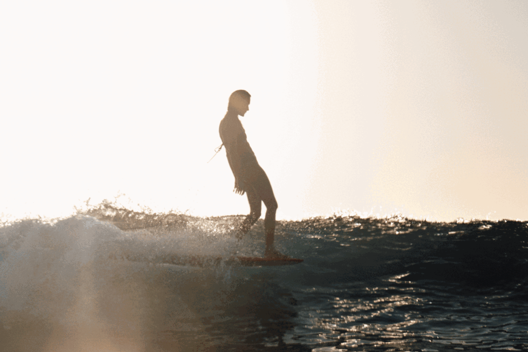 Oy-S24-surf.gif