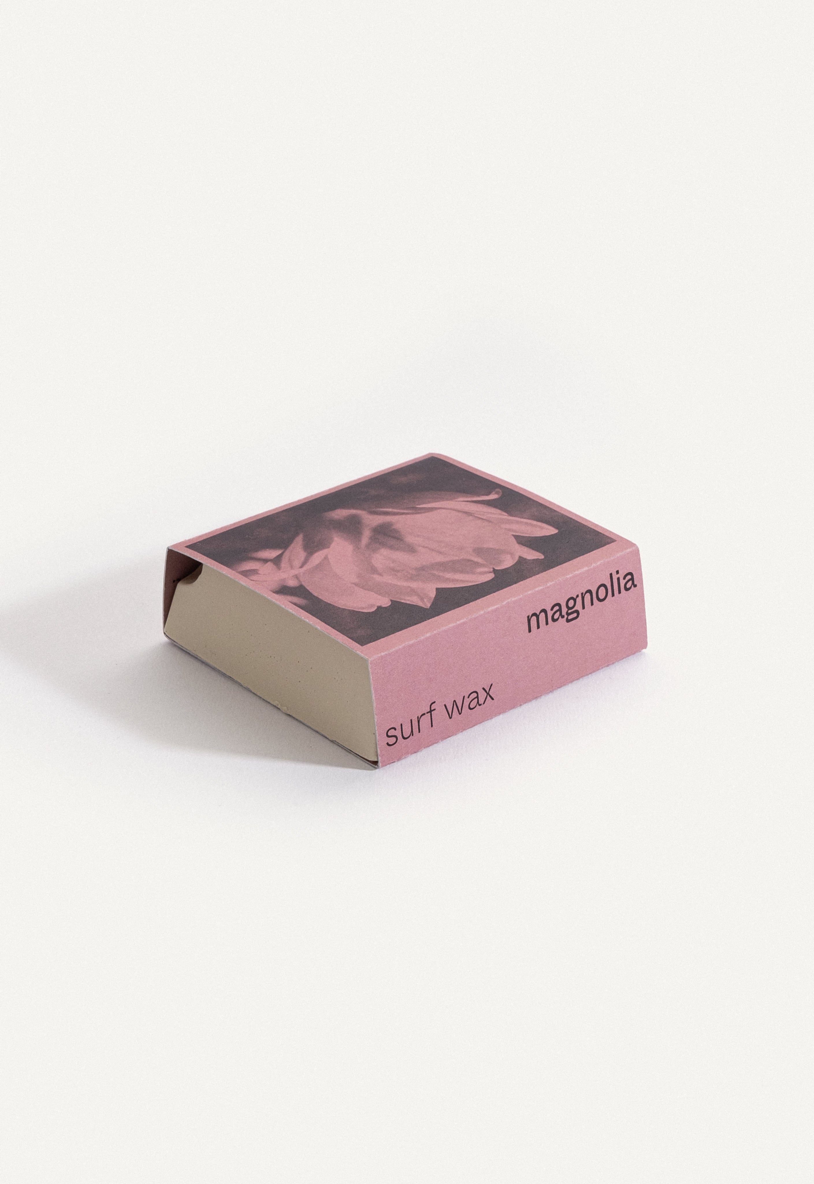 Oy-surf-Accessories-Surf-Wax-Magnolia_2.jpg