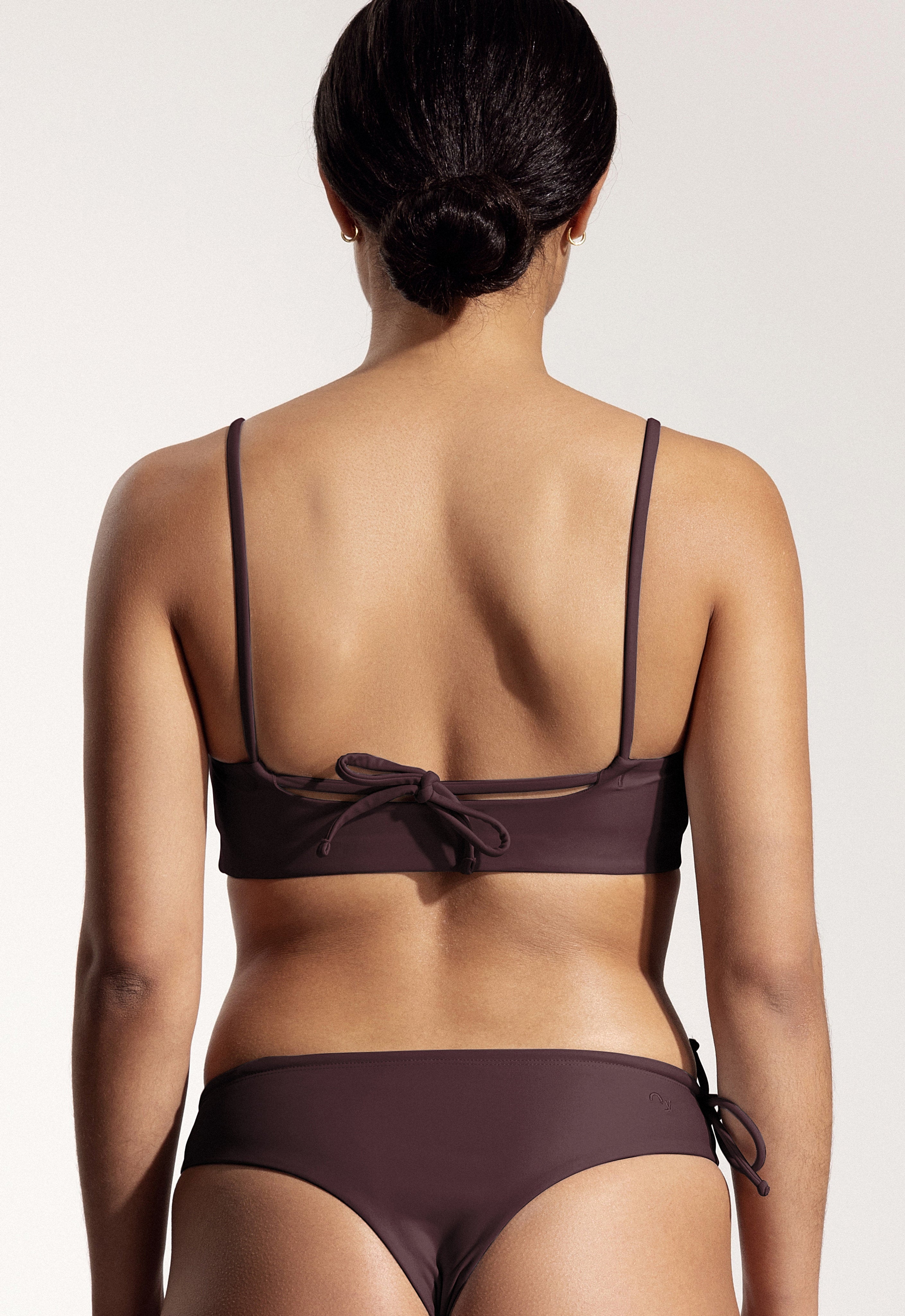 Surf Bikini Oberteil „Buri“ in Auberginenviolett