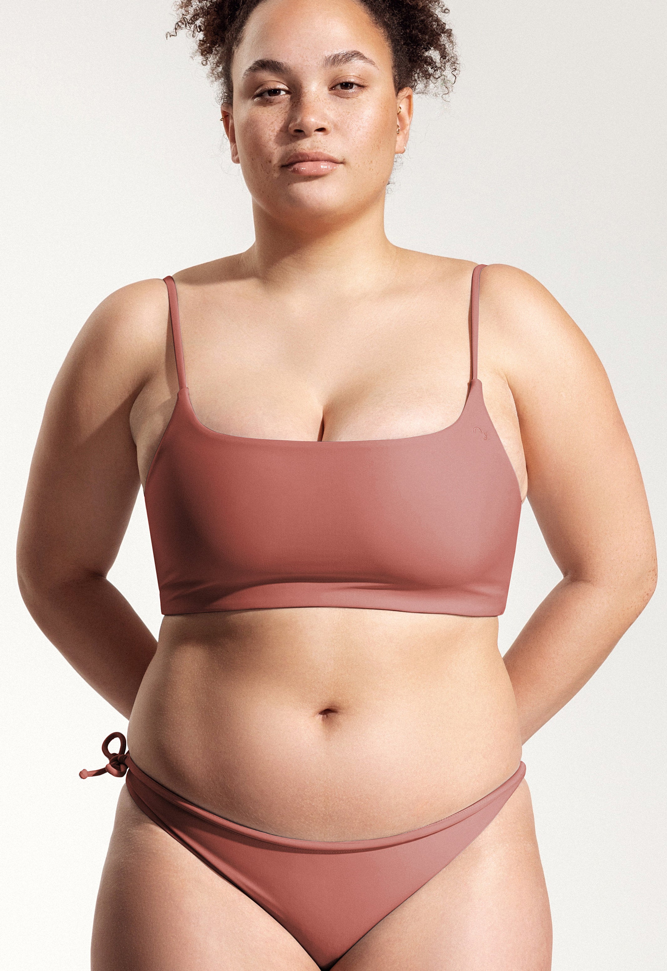 Surf Bikini Oberteil „Buri“ in Lehmrot