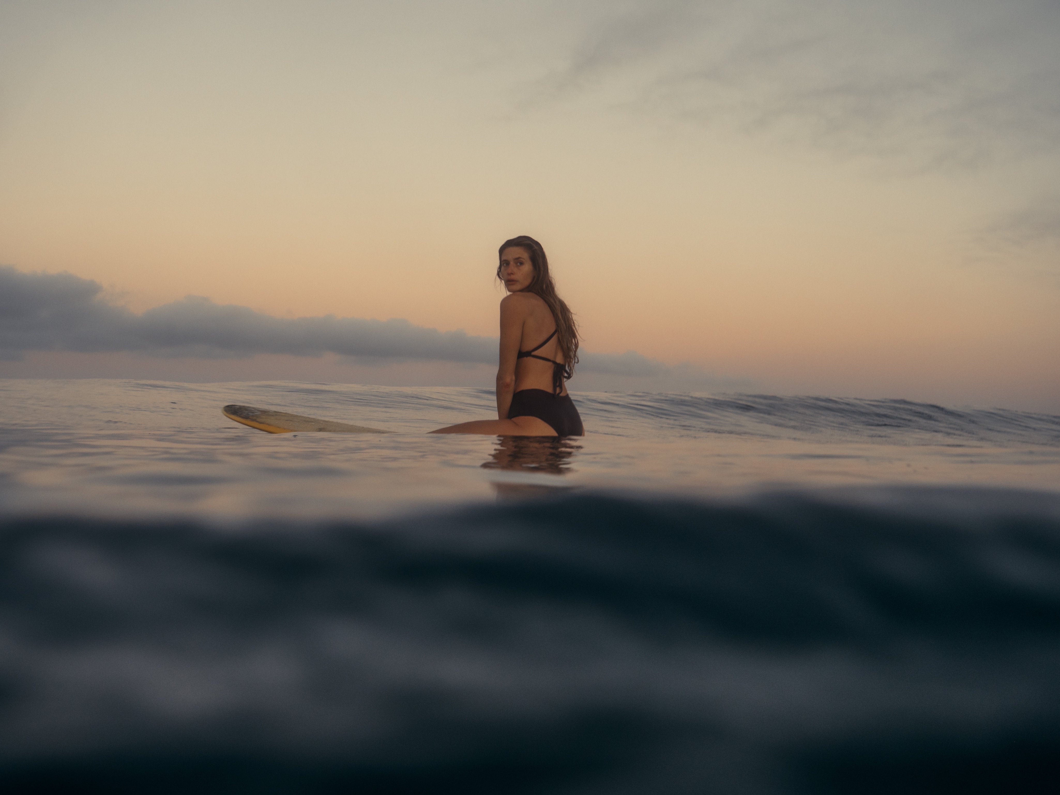 Oy-surf-bikini-signatures-Coho-Fugu-dark-berry-zanella_P2899851.jpg