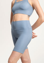 Kurze Yoga Leggings „Galena“ in Blau gerippt 1