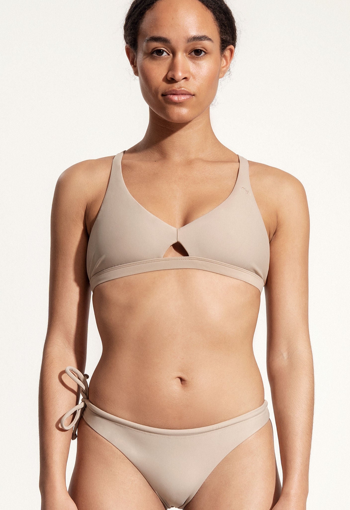 Surf Bikini Oberteil „Coho“ in Blassbraun 6