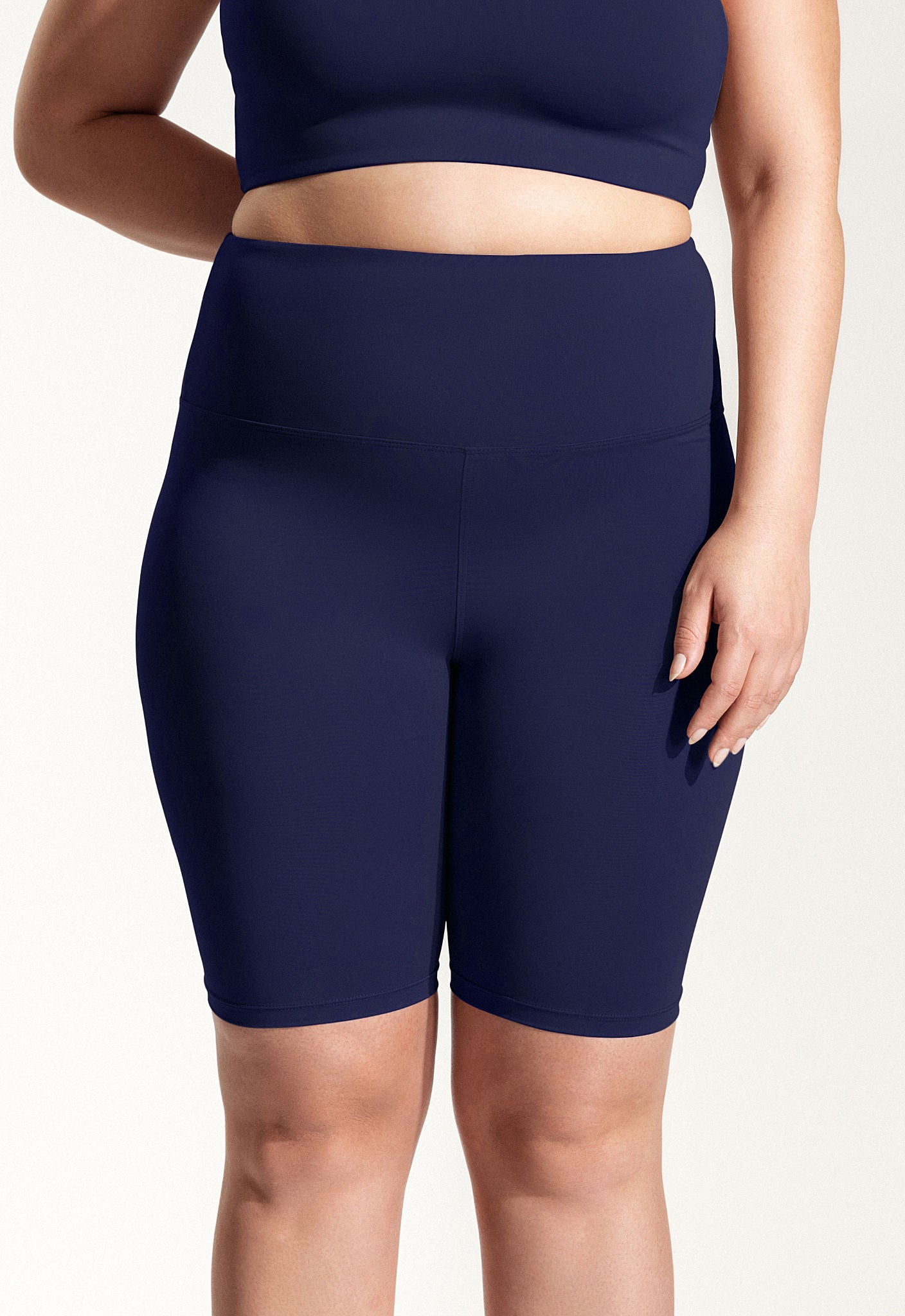 Kurze Yoga Leggings „Galena+“ in Dunkelblau 5