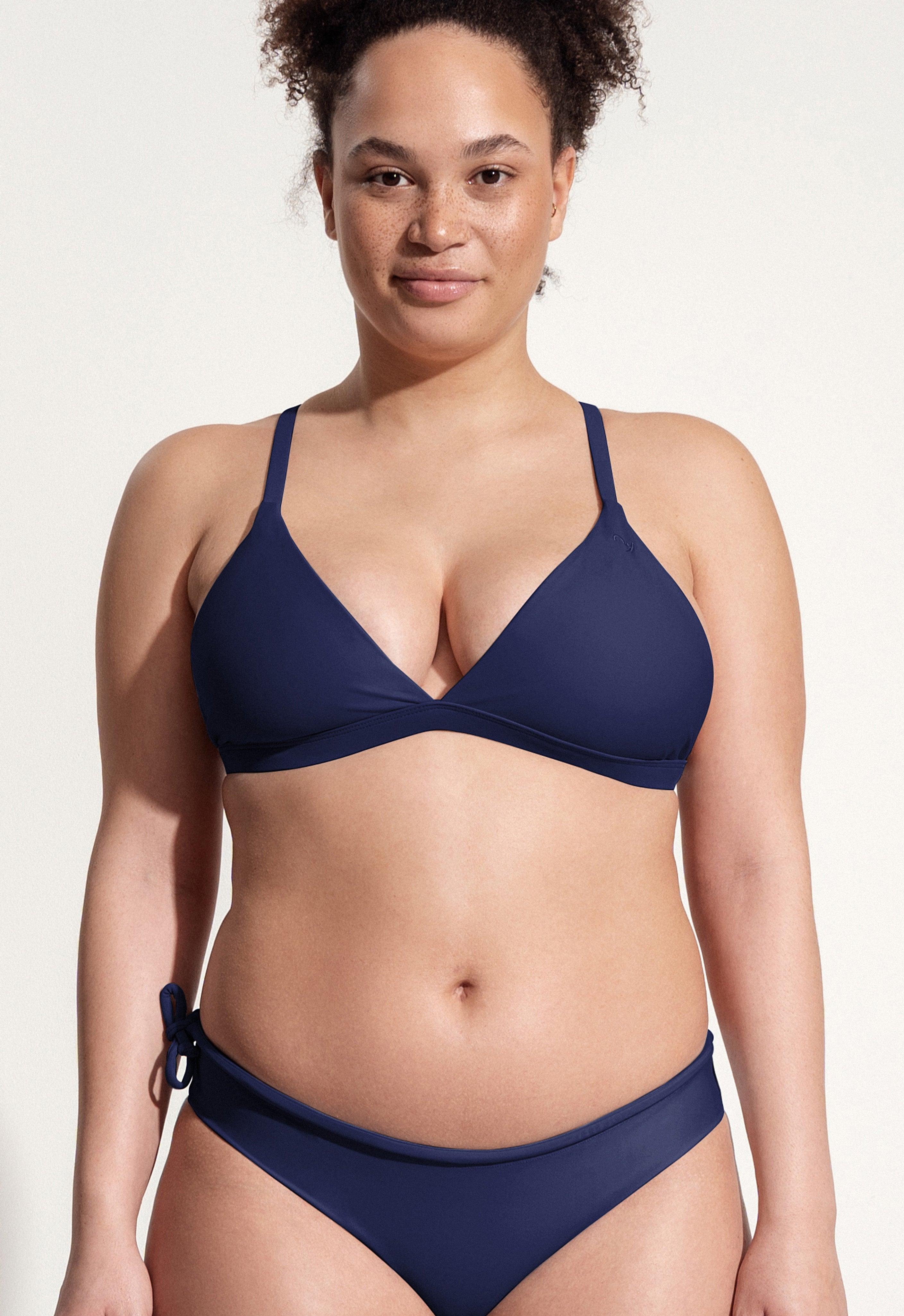 Surf Bikini Oberteil „Esox“ in Nachtblau -t-t
