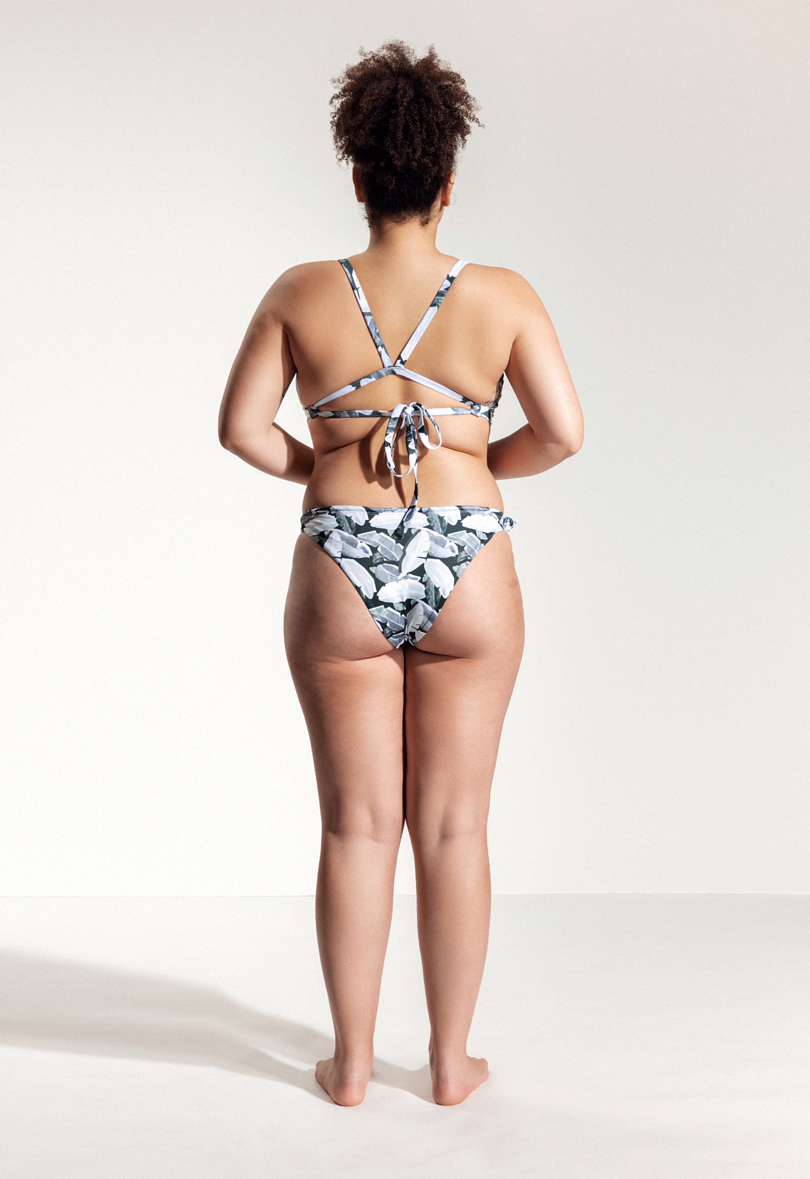 Surf Bikini Oberteil „Coho“ mit grünem Blattmuster 3